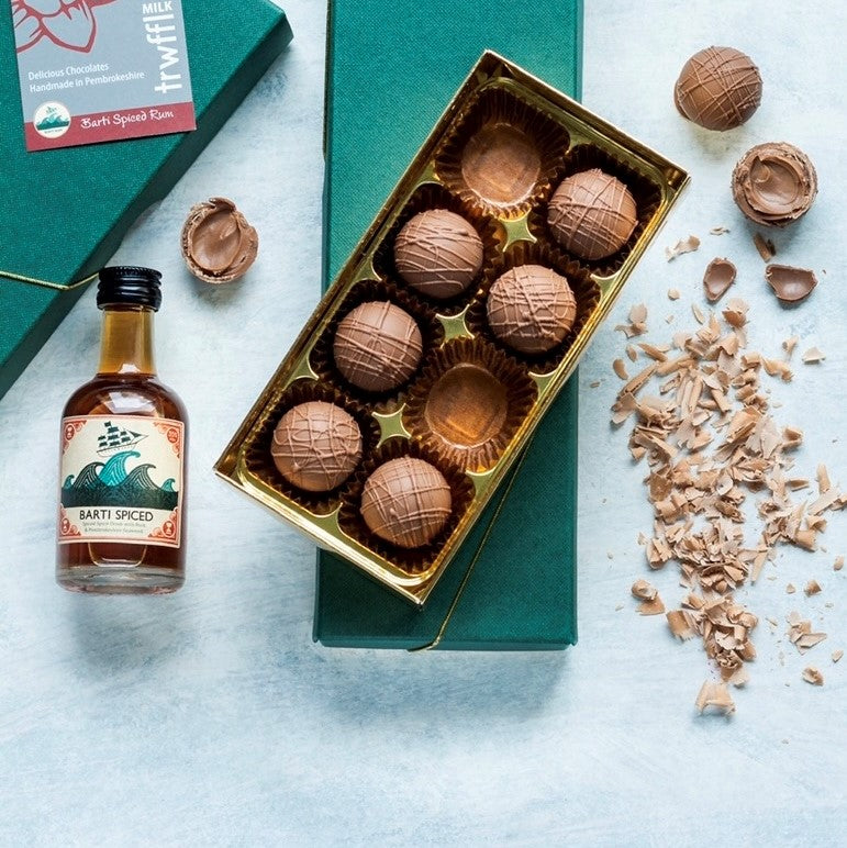 Trwffl Y Môr - Barti Rum Chocolate Truffles