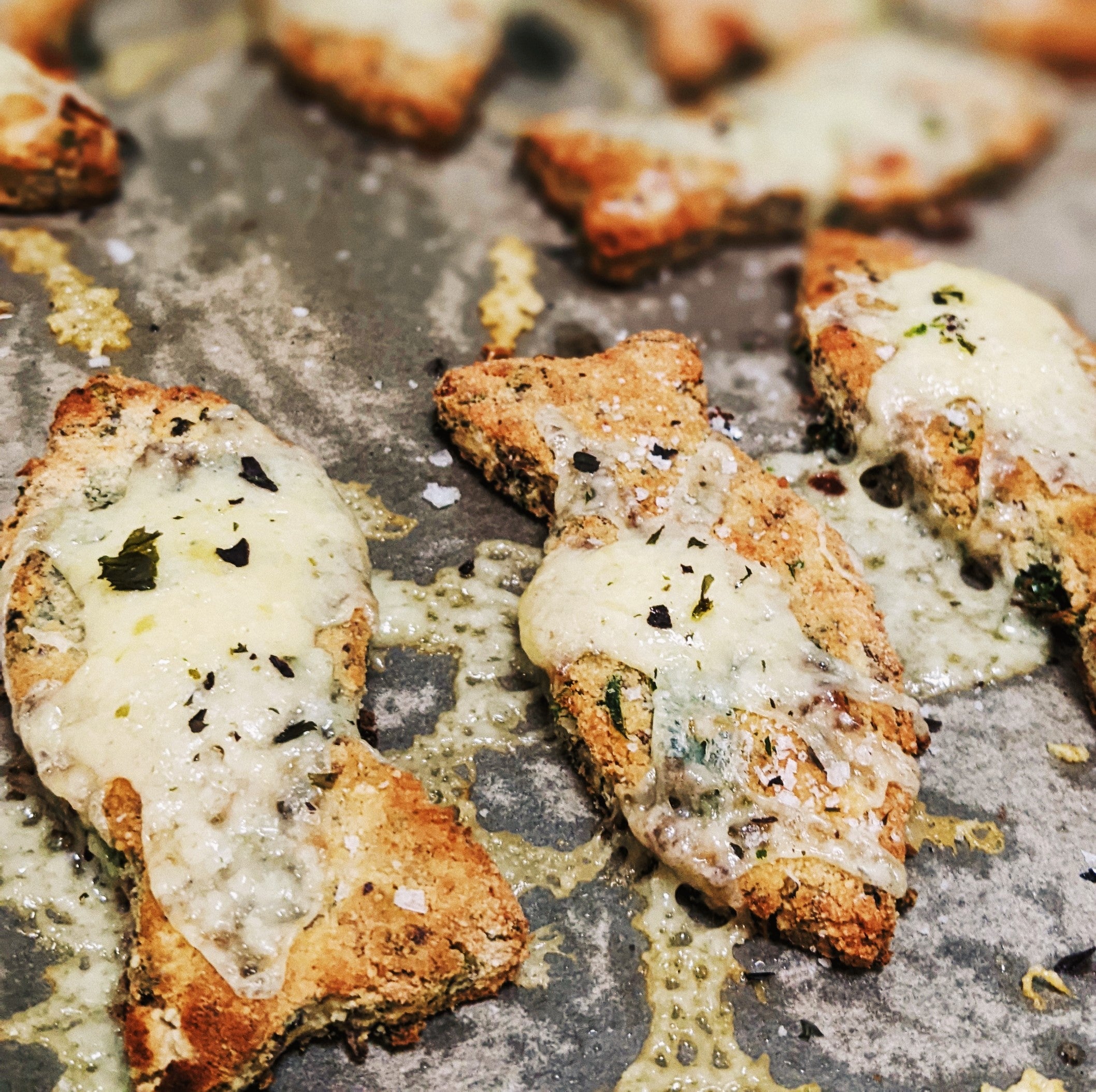 Cheesy Laverbread Scones